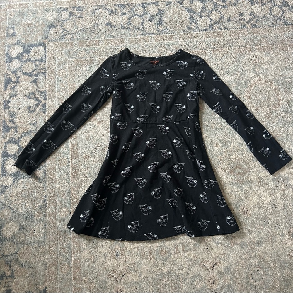 Cat and Jack XL 14-16 Black Long Sleeve Dress sloth pattern PERFECT CONDITION